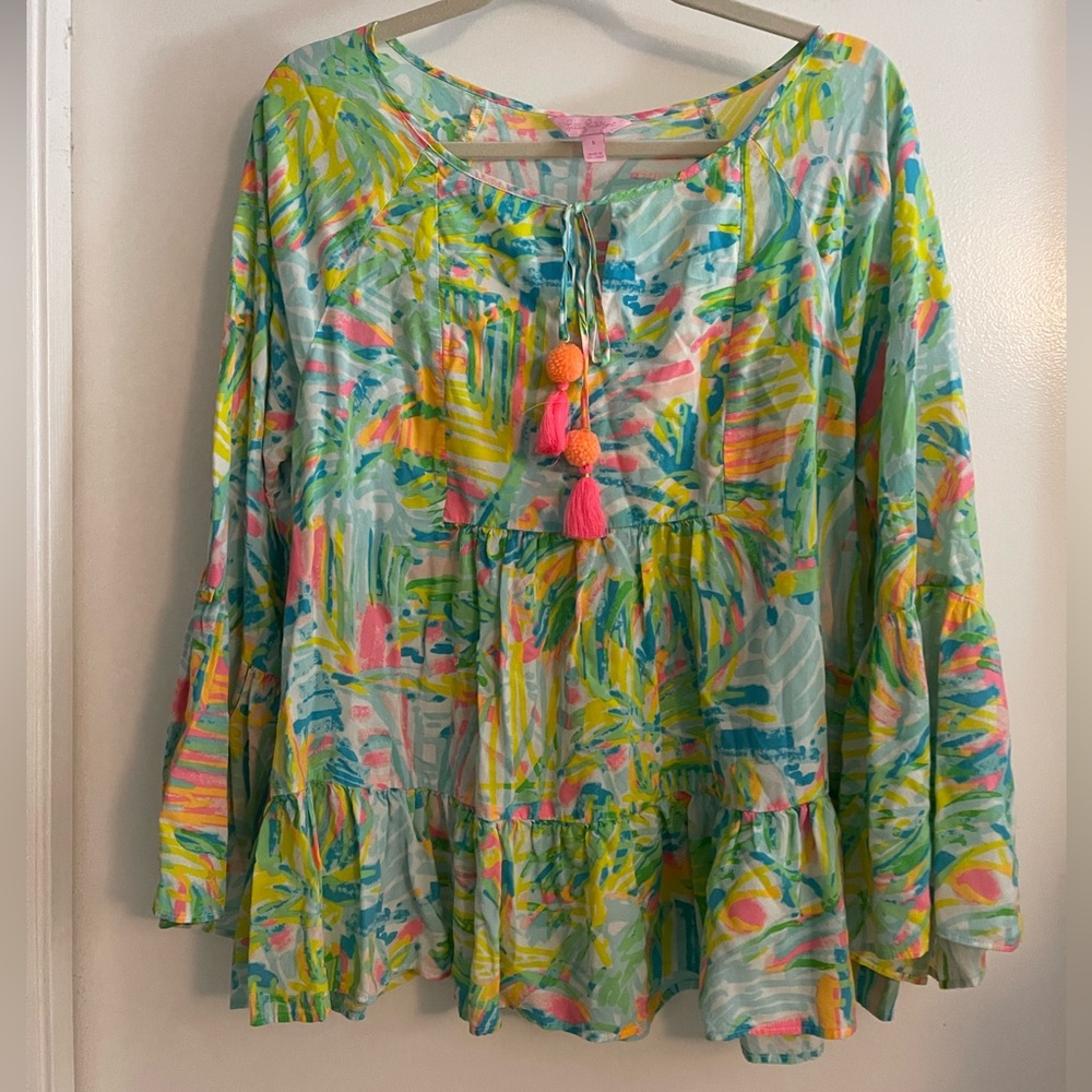 Lilly Pulitzer small bell sleeve top